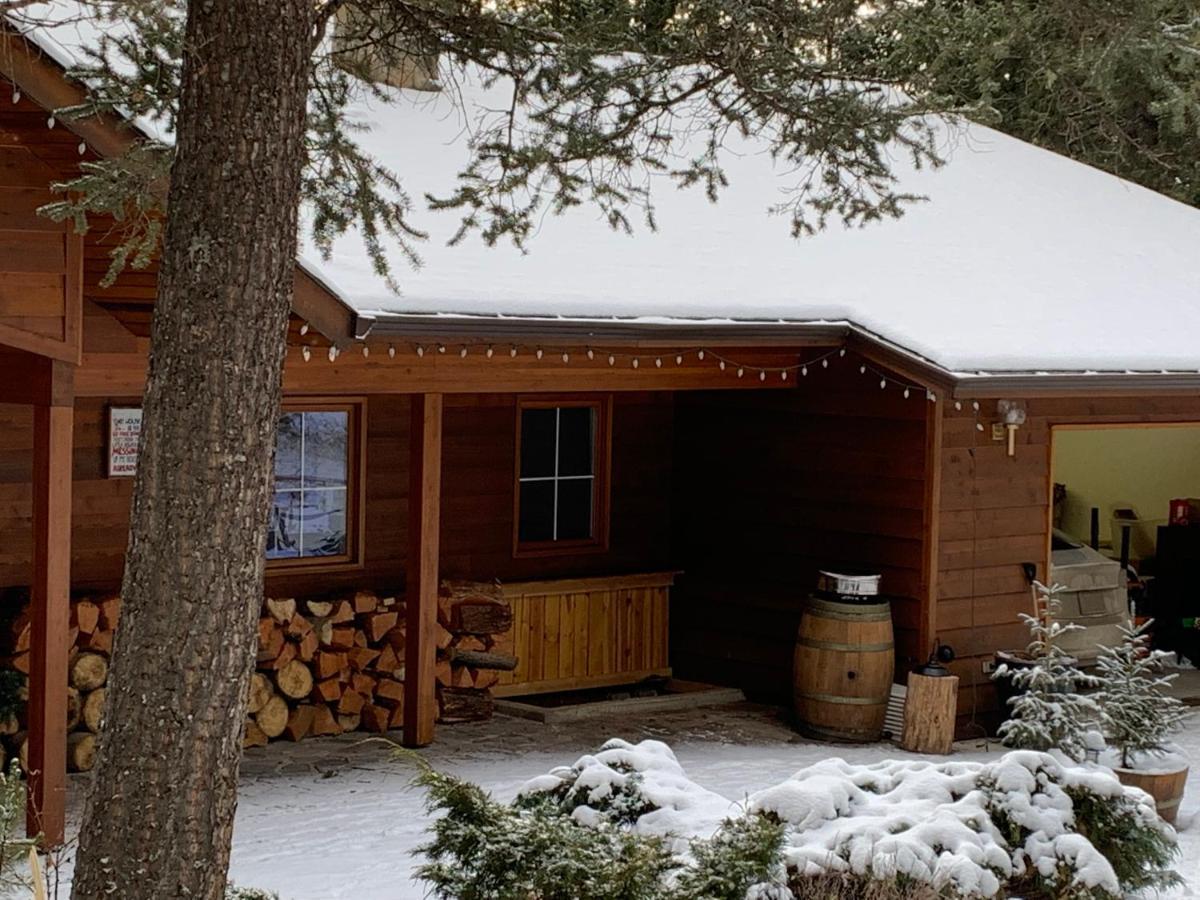 The Horse Lake Inn Lone Butte Exterior foto